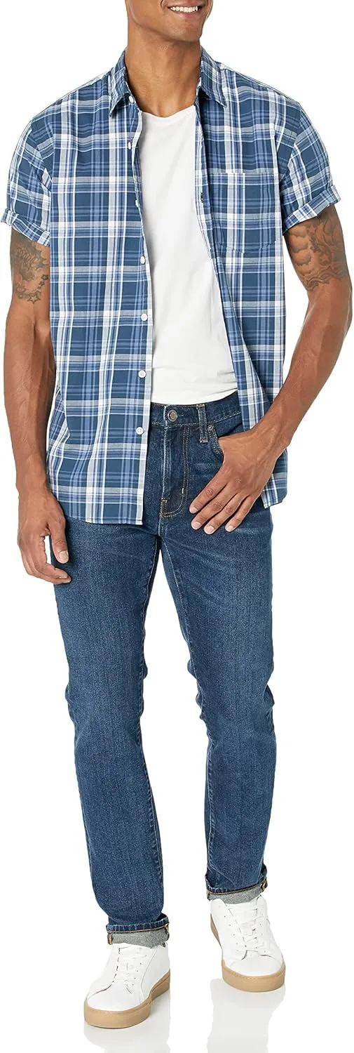Amazon Essentials Men's Regular-Fit Short-Sleeve Poplin Shirt