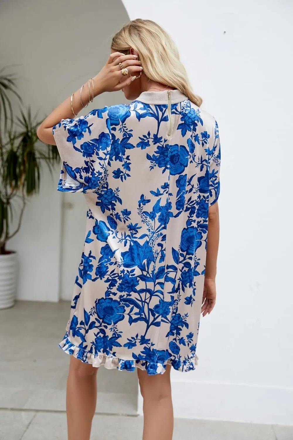 Women's Summer Vintage Velvet Dress Floral Printed Mini Flowy Dress Round Neck Short Sleeve Dress