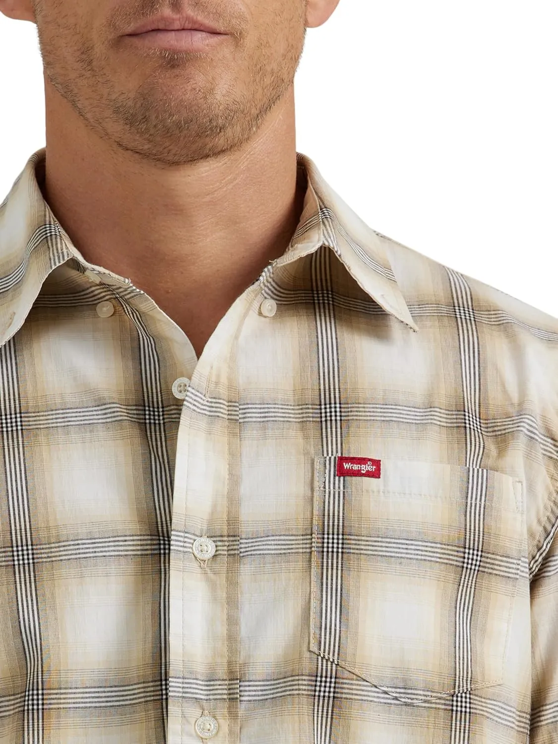 Wrangler Authentics Men's Short Sleeve Classic Plaid Shirt